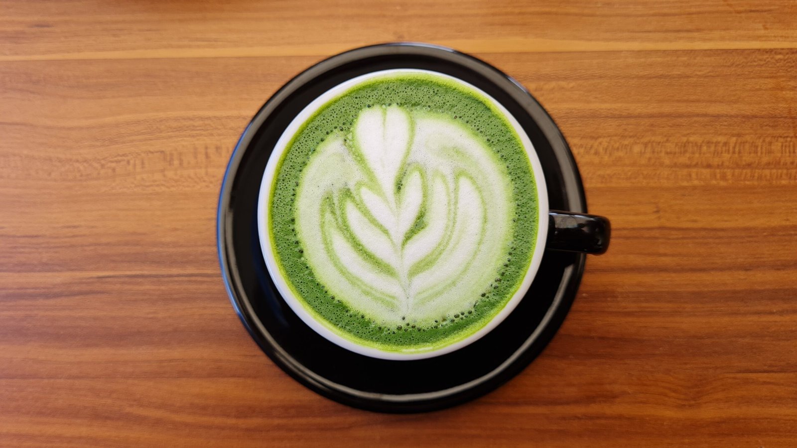 Matcha Vanille : Recette Latte, Bienfaits & Comment Bien le Choisir